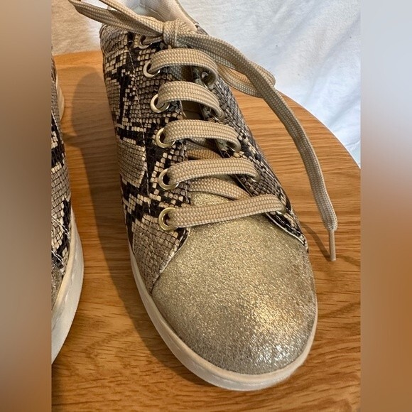 Geox Respira Gold and Snakeskin Print Leather Sneakers Size 5 - Picture 5 of 6